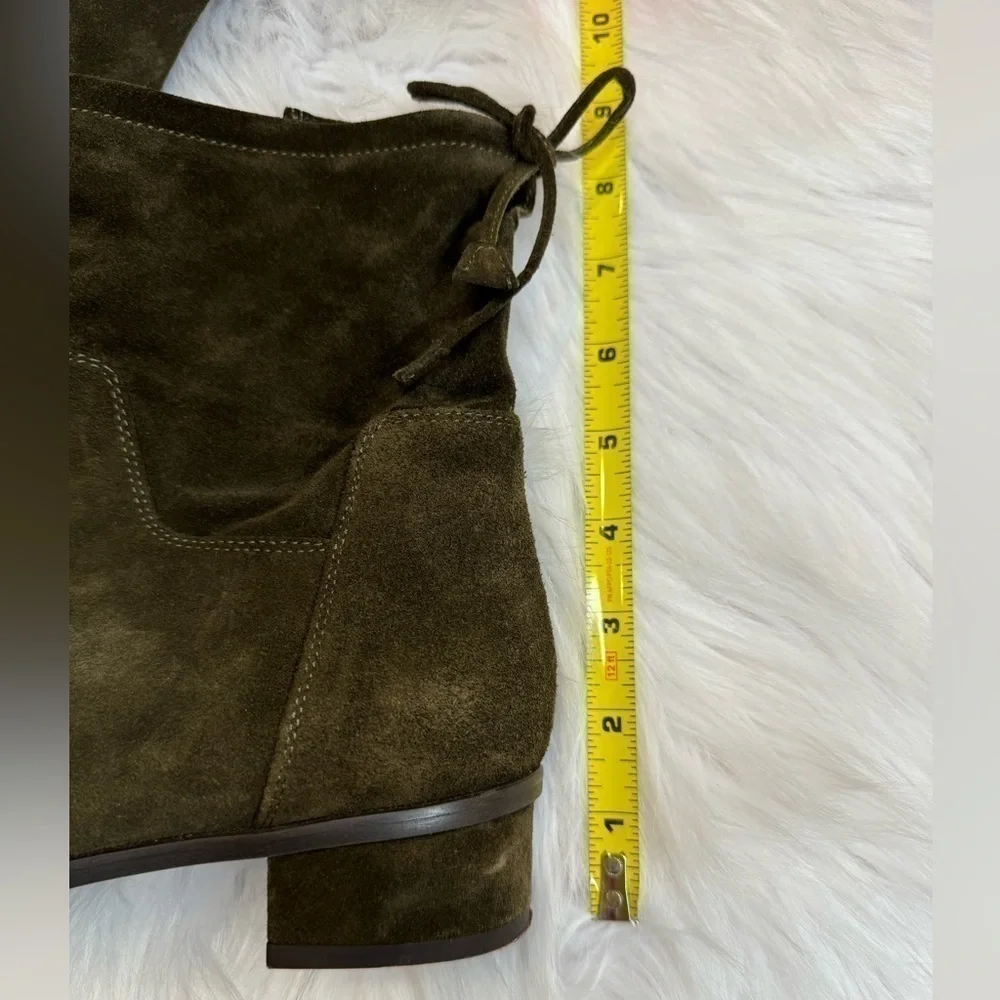 Aquatalia Lisa dark olive insulated suede ankle bootie size 39 or US 9
